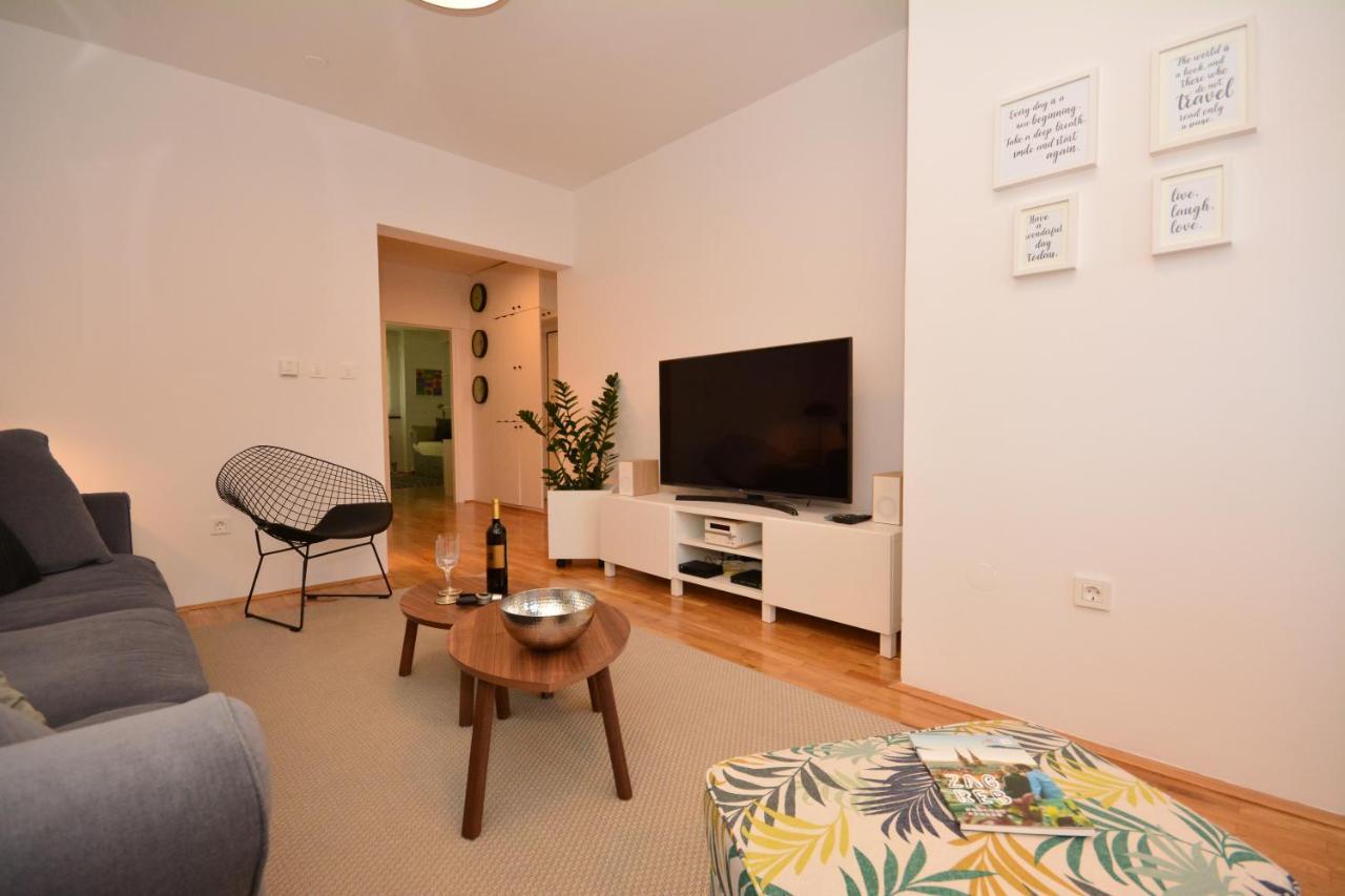 Lucky 13 Apartment Zagabria Esterno foto